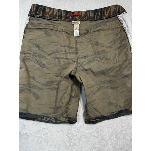L.L.Bean Riverton Print Cargo Shorts Size 36 Rare Camo Nylon Blend VHTF - Picture 8 of 9
